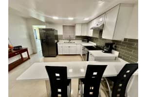 6268 Us Highway 441 Se Front Okeechobee, FL 34974 - Off Market