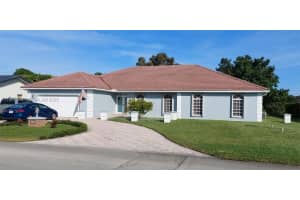 18921 W Oakmont Dr, Hialeah, FL 33015, - MLS#A11931858