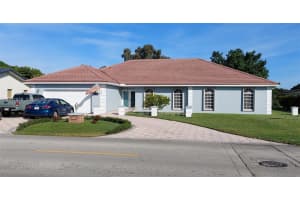 18921 W Oakmont Dr, Hialeah, FL 33015, - MLS#A11931858