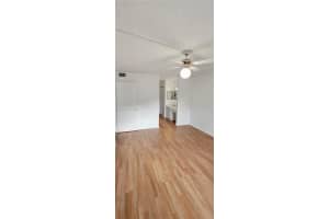 1300 Sw 130th Ave 201f, Pembroke Pines