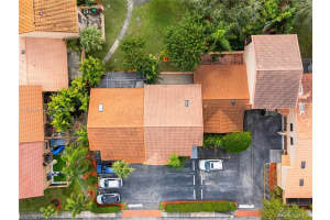 11282 Sw 9th Ct Pembroke Pines, FL 33025 - MLS#A11931891