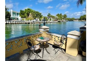 4812 Pine Tree Dr 103 Miami Beach, FL 33140 - MLS#A11931894