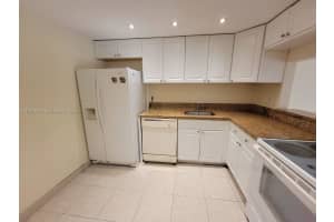 4304 NW 9th Ave Apt 3-2g, Pompano Beach, FL 33064, - MLS#A11931908