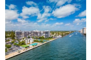 1000 Parkview Dr 828 Hallandale Beach, FL 33009 - MLS#A11931915