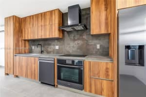 251 Sw 9th Ave Hallandale Beach, FL 33009 - MLS#A11931921