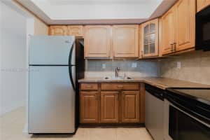 1421 S Ocean Blvd APT 211, Pompano Beach, FL 33062, - MLS#A11931925