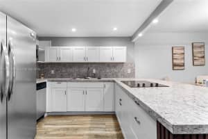 400 Leslie Dr 305 Hallandale Beach, FL 33009 - MLS#A11931934