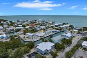 427 89th Street Ocean Marathon, FL 33050 - MLS#A11931941