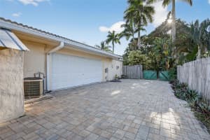 1051 W Tropical Way Plantation, FL 33317 - MLS#A11931973