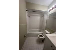 471 NE 210th Cir Terrace Apt 204-14, Miami, FL 33179, - MLS#A11931977