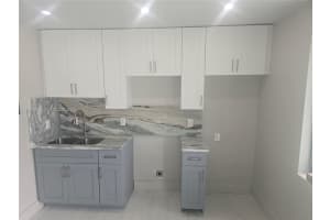 3300 Se 6th St 6 Pompano Beach, FL 33062 - MLS#A11932052