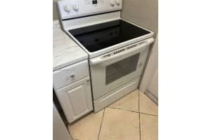 2750 Pierce St APT 3, Hollywood, FL 33020, - MLS#A11932061