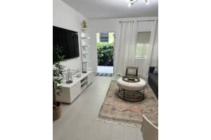 740 Meridian Ave 13 Miami Beach, FL 33139 - MLS#A11932065