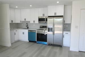 4330 NW 79th Ave APT 2B, Doral, FL 33166, - MLS#A11932141