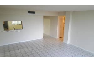 8625 NW 8th St APT 401, Miami, FL 33126, - MLS#A11932148
