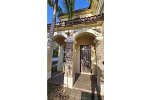 8785 Nw 116th Ct 1 Doral, FL 33178 - MLS#A11932170