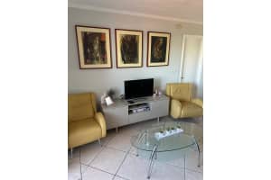 6091 W 22nd Ct APT 404, Hialeah, FL 33016, - MLS#A11932176