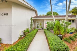 10901 SW 116th Ave, Miami, FL 33176, - MLS#A11932178