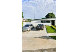 3715 Nw 194th St - Miami Gardens, FL 33055 - MLS#A11932204