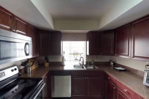 1000 Parkview Dr 301 Hallandale Beach, FL 33009 - MLS#A11932205