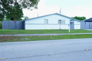 10921 N Snapper Creek Dr Miami, FL 33173 - MLS#A11932210