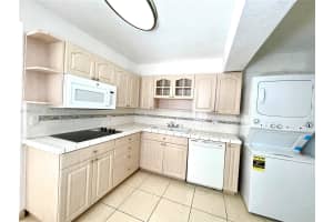 310 SW 10th St, Fort Lauderdale, FL 33315, - MLS#A11932226