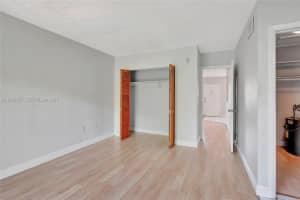 1860 Venice Park Dr APT 204, North Miami, FL 33181, - MLS#A11932267