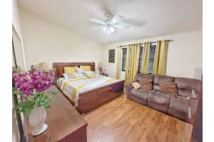 10877 Nw 8th St Pembroke Pines, FL 33026 - MLS#A11932318