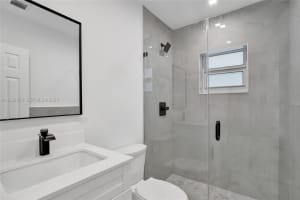 922 Nw 4th Ave 3 Fort Lauderdale, FL 33311 - MLS#A11932348