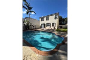 327 NW 159th Ave a, Pembroke Pines, FL 33028, - MLS#A11932351