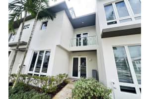 10550 Nw 65th Ln, Doral