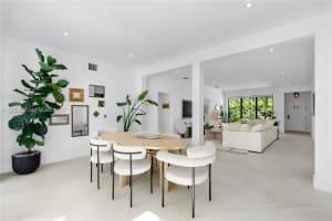 2489 N Meridian Ave Miami Beach, FL 33140 - MLS#A11932400