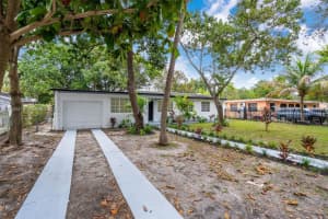 1635 Nw 130th St North Miami, FL 33167 - MLS#A11932413