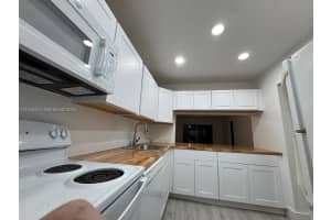 Building 15, 8051 S Colony Cir APT 210, Tamarac, FL 33321, - MLS#A11932415