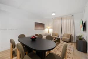 1542 NW 2nd St #105, Miami, FL 33125, - MLS#A11932420