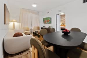 1542 NW 2nd St #105, Miami, FL 33125, - MLS#A11932420