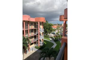 5290 W 21st Ct APT 403, Hialeah, FL 33016, - MLS#A11932423