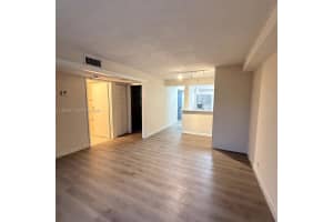 546 SW 1st St APT 403, Miami, FL 33130, - MLS#A11932432