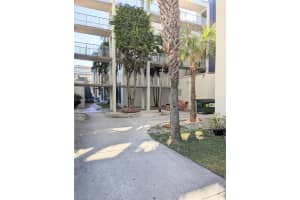 10000 NW 80th Ct APT 2211, Miami Lakes, FL 33016, - MLS#A11932436
