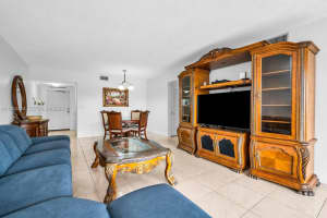 2800 N Palm Aire Dr 309 Pompano Beach, FL 33069 - MLS#A11932444