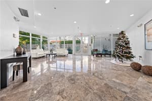 2000 Bay Dr 204 Miami Beach, FL 33141 - MLS#A11932446