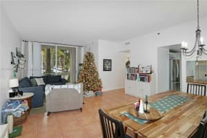 9805 Nw 52nd St 102 Doral, FL 33178 - MLS#A11932469