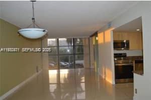 200 Leslie Dr 303 Hallandale Beach, FL 33009 - MLS#A11932471