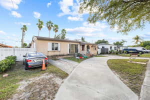 MLS# A11932486, Hialeah, Florida 33012