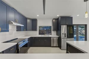 7505 Sw 167th St Palmetto Bay, FL 33157 - Off Market