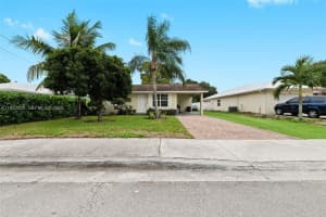 6894 3rd St, Jupiter 6894 3rd St, Jupiter