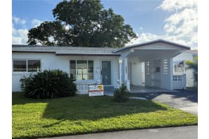 5030 Nw 42nd St Lauderdale Lakes, FL 33319 - MLS#A11932543