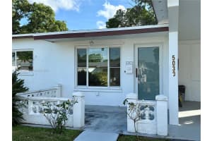 5030 Nw 42nd St Lauderdale Lakes, FL 33319 - MLS#A11932543