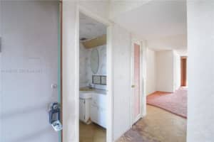 1690 NE 191st St Apt 404-1, Miami, FL 33179, - MLS#A11932544