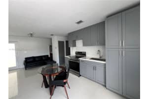 1033 Lenox Ave 309 Miami Beach, FL 33139 - MLS#A11932583